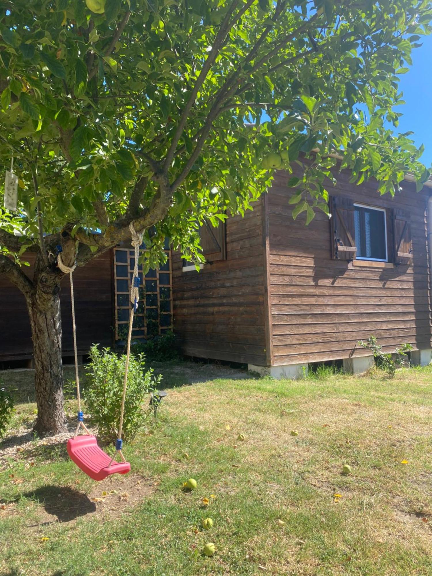Le Chalet Pignantais Avec Option Jacuzzi Pignans Exterior foto